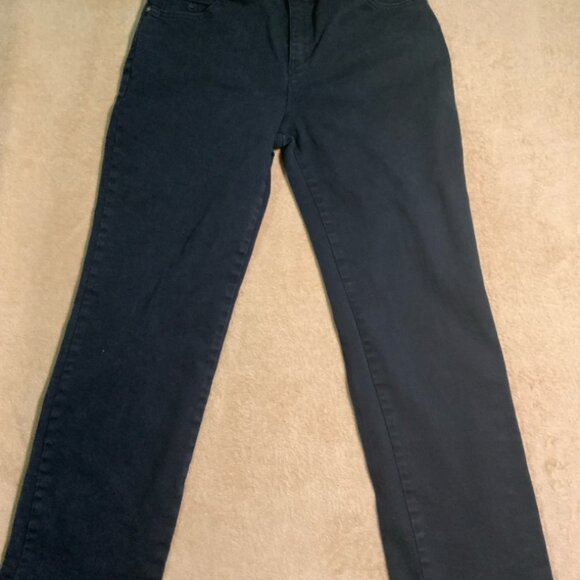 Gloria Vanderbilt Sz 6 Missy‎ Short Black Amanda Jean Pants (C) - Picture 1 of 12